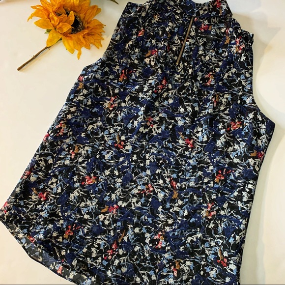 White House Black Market Tops - WHBM > Floral Choker Tank Top